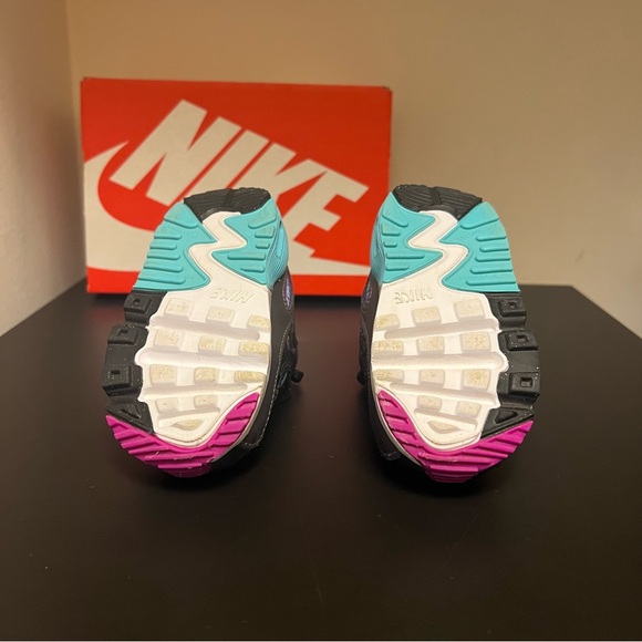 Nike Air Max 90 LTR BT Black/Metallic Dark Grey/Blue/Aurora; Size: 6C (Toddler) - Picture 5 of 7